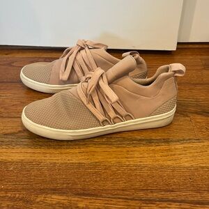 Steve Madden Sneakers in good condition